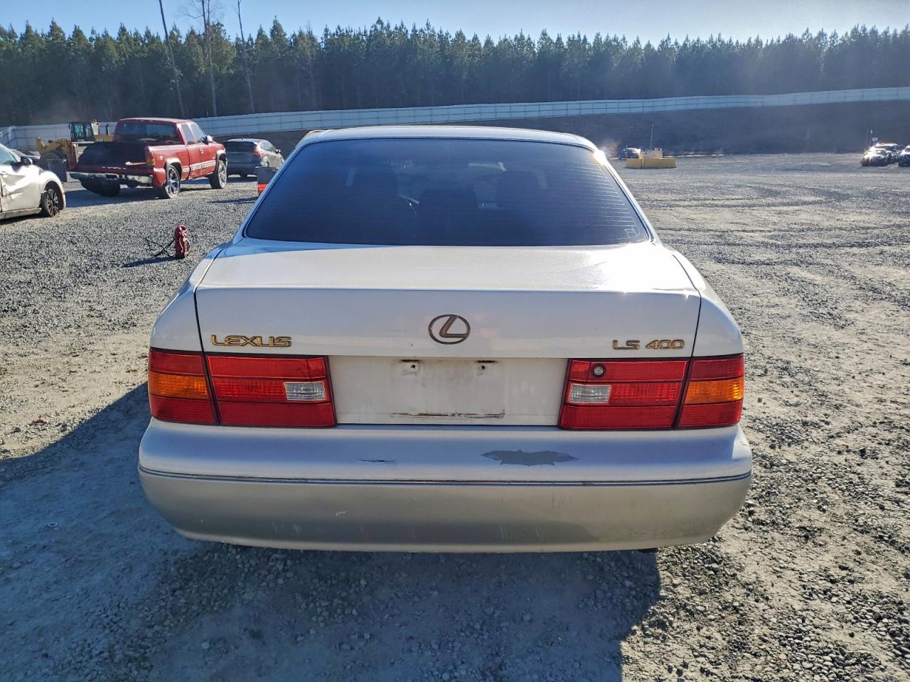 2000 LEXUS LS 400 photo 6