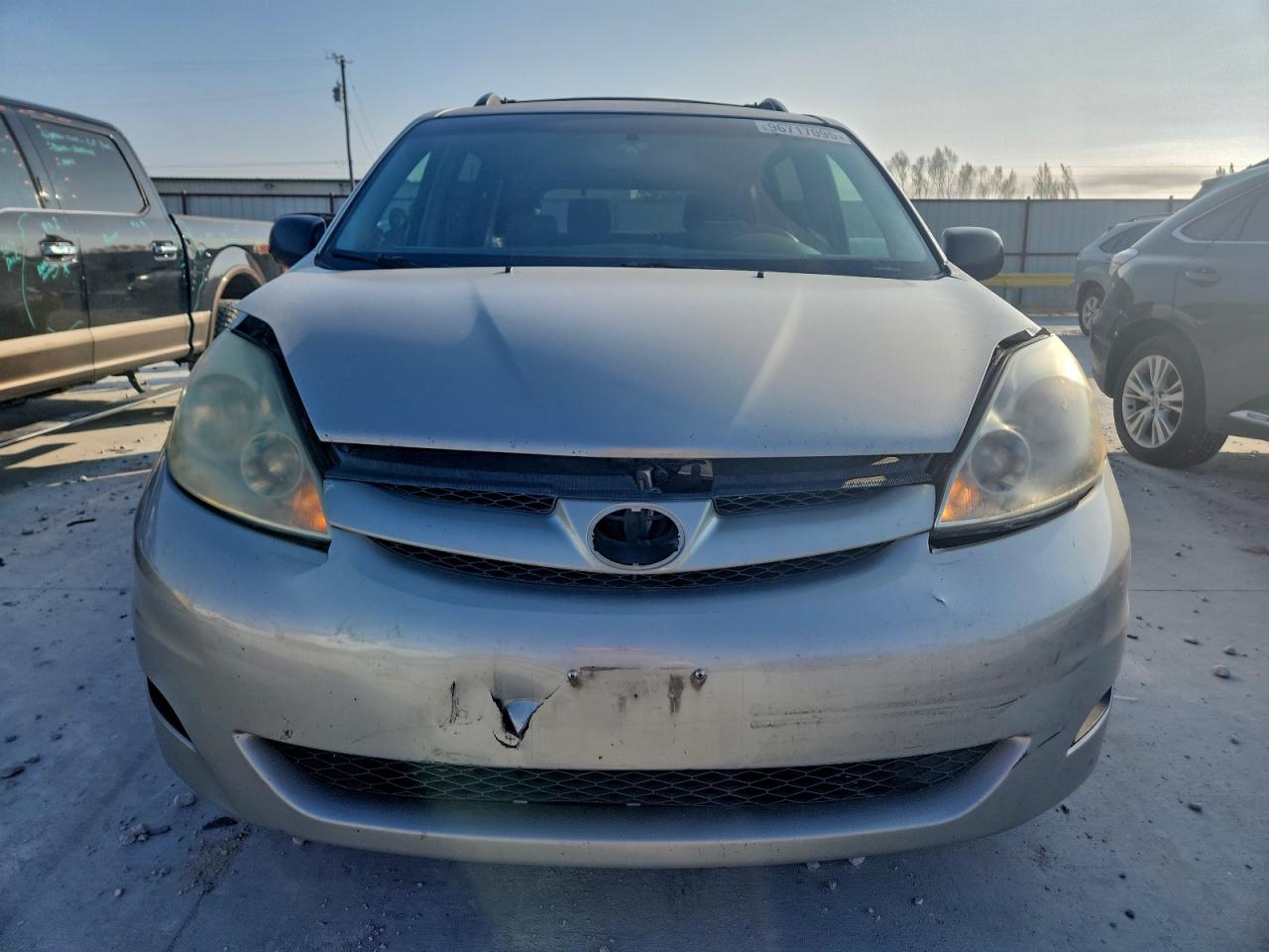 2006 TOYOTA SIENNA CE photo 5