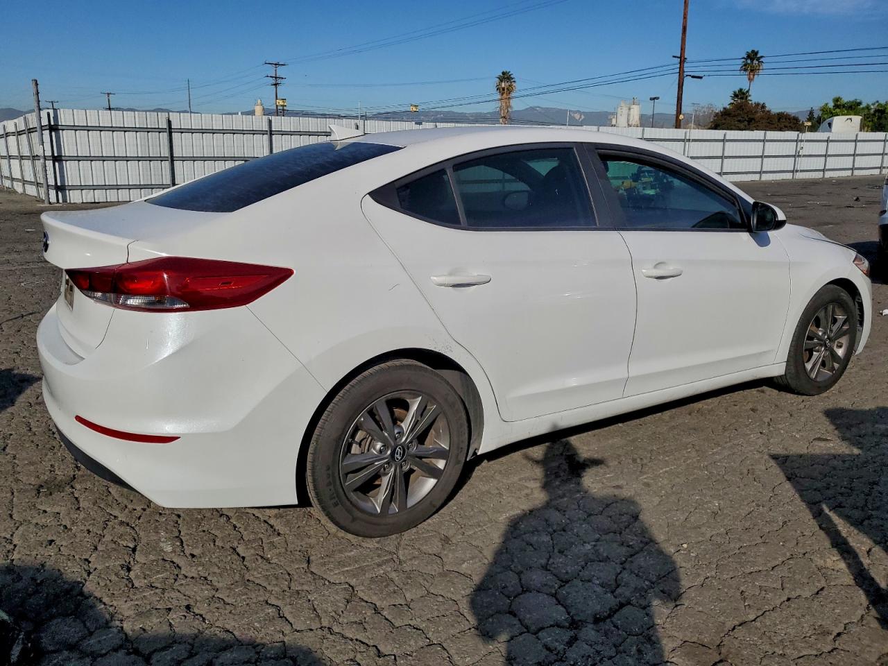 2018 HYUNDAI ELANTRA SEL photo 3