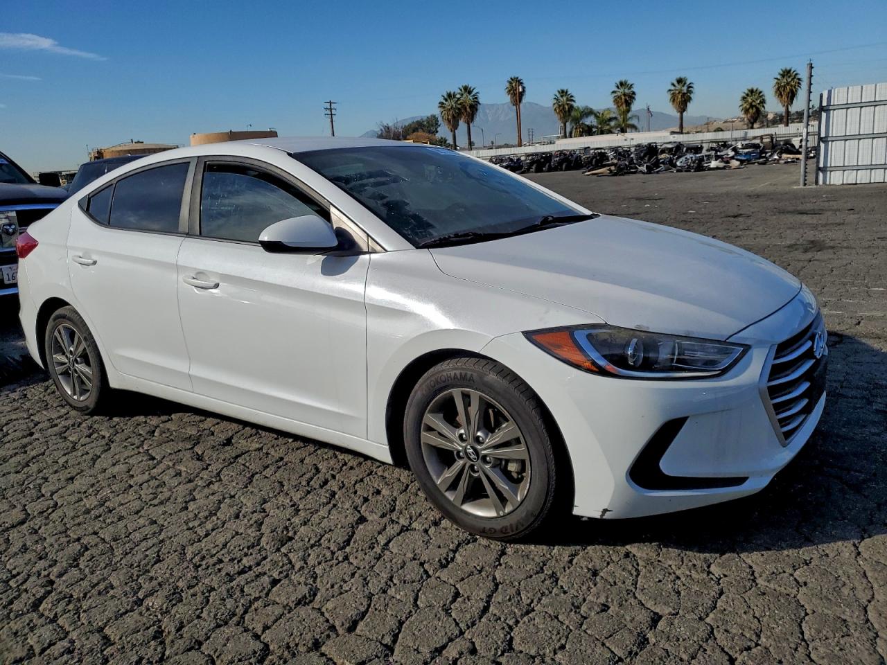 2018 HYUNDAI ELANTRA SEL photo 4