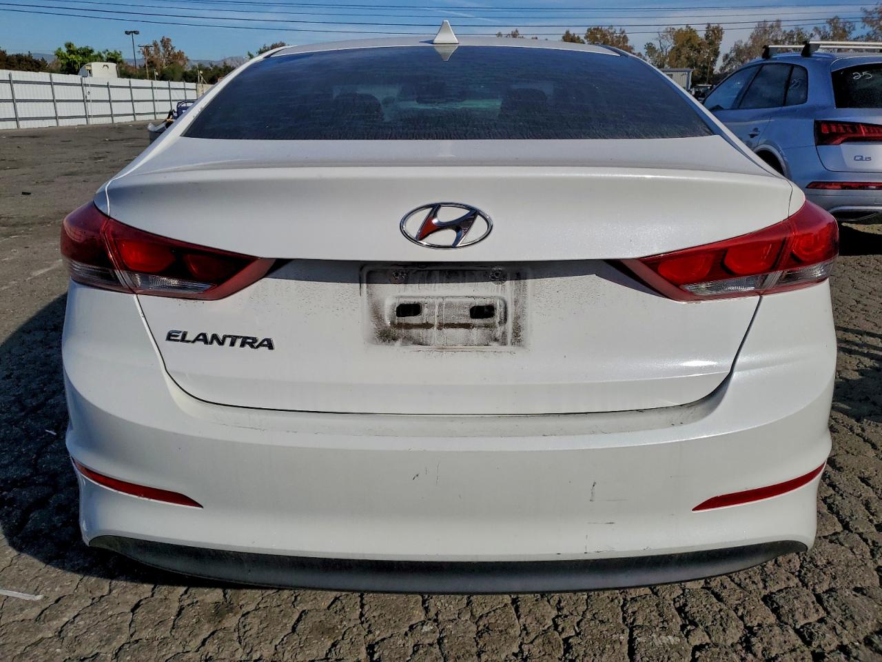 2018 HYUNDAI ELANTRA SEL photo 6