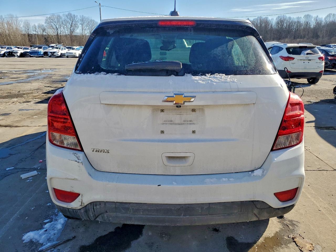 2017 CHEVROLET TRAX LS photo 6