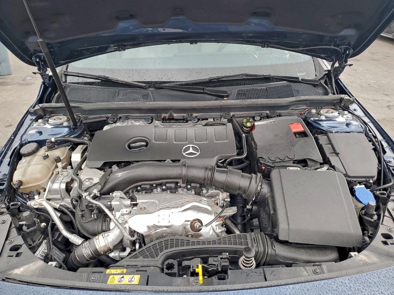 2021 MERCEDES-BENZ CLA 250 photo 11