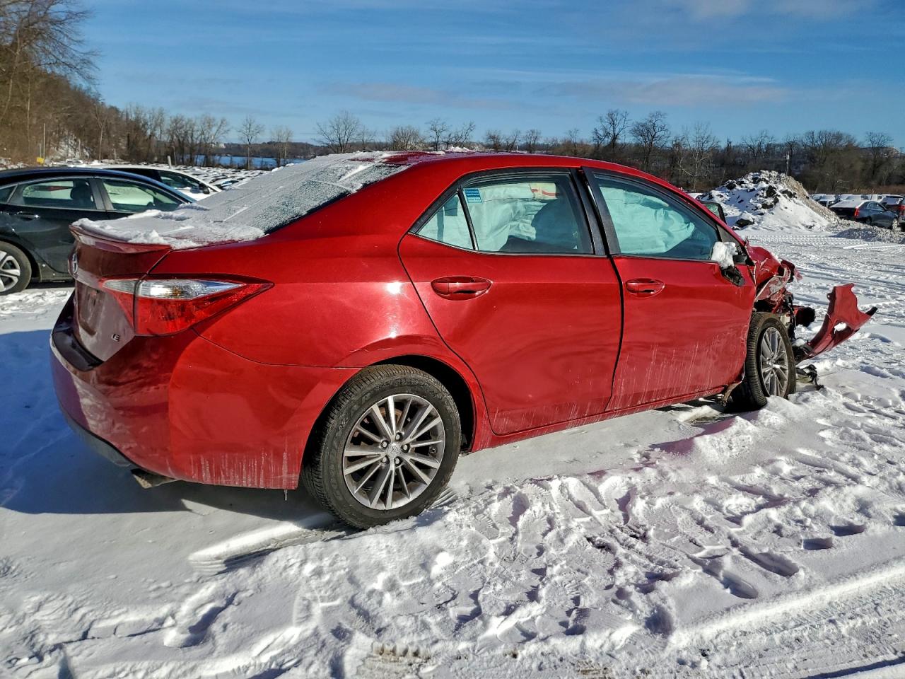 2014 TOYOTA COROLLA L photo 3