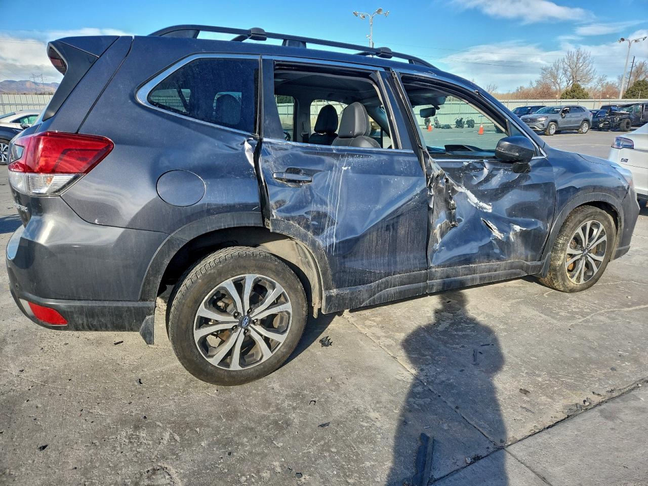 2021 SUBARU FORESTER LIMITED photo 3