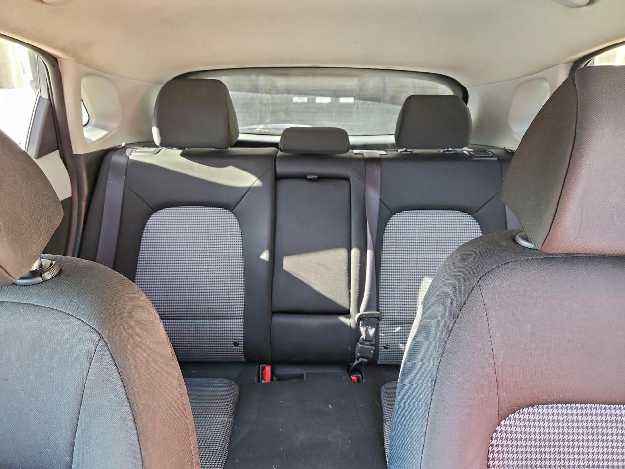 2020 HYUNDAI KONA SEL photo 10