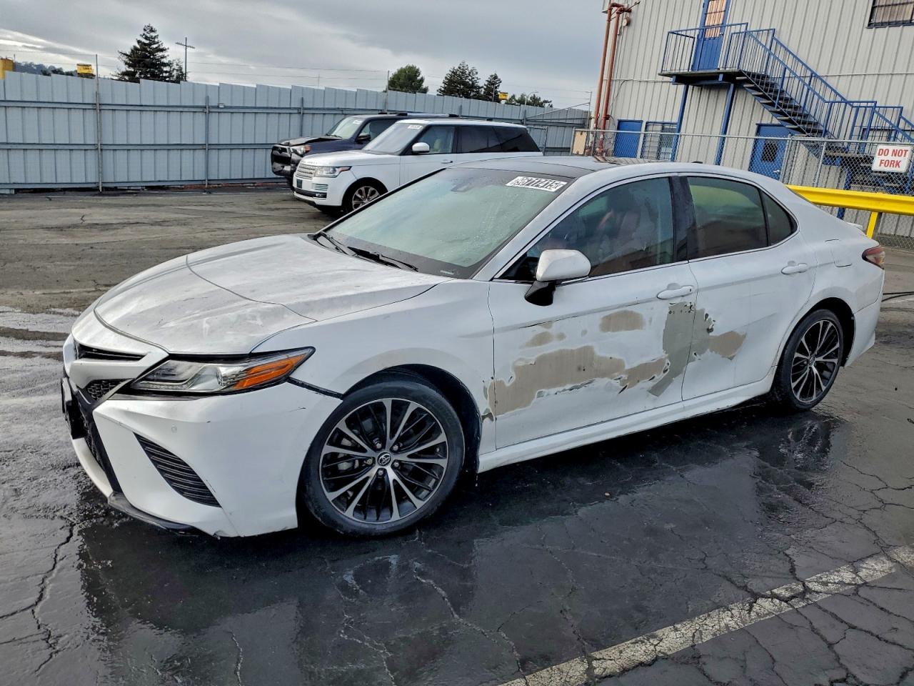 2018 TOYOTA CAMRY