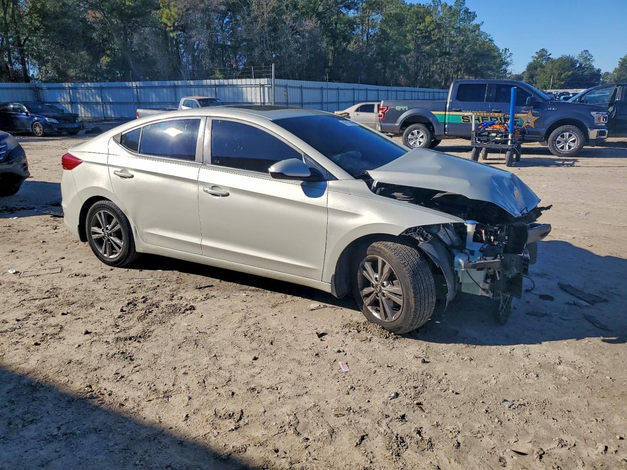 2018 HYUNDAI ELANTRA SEL photo 4