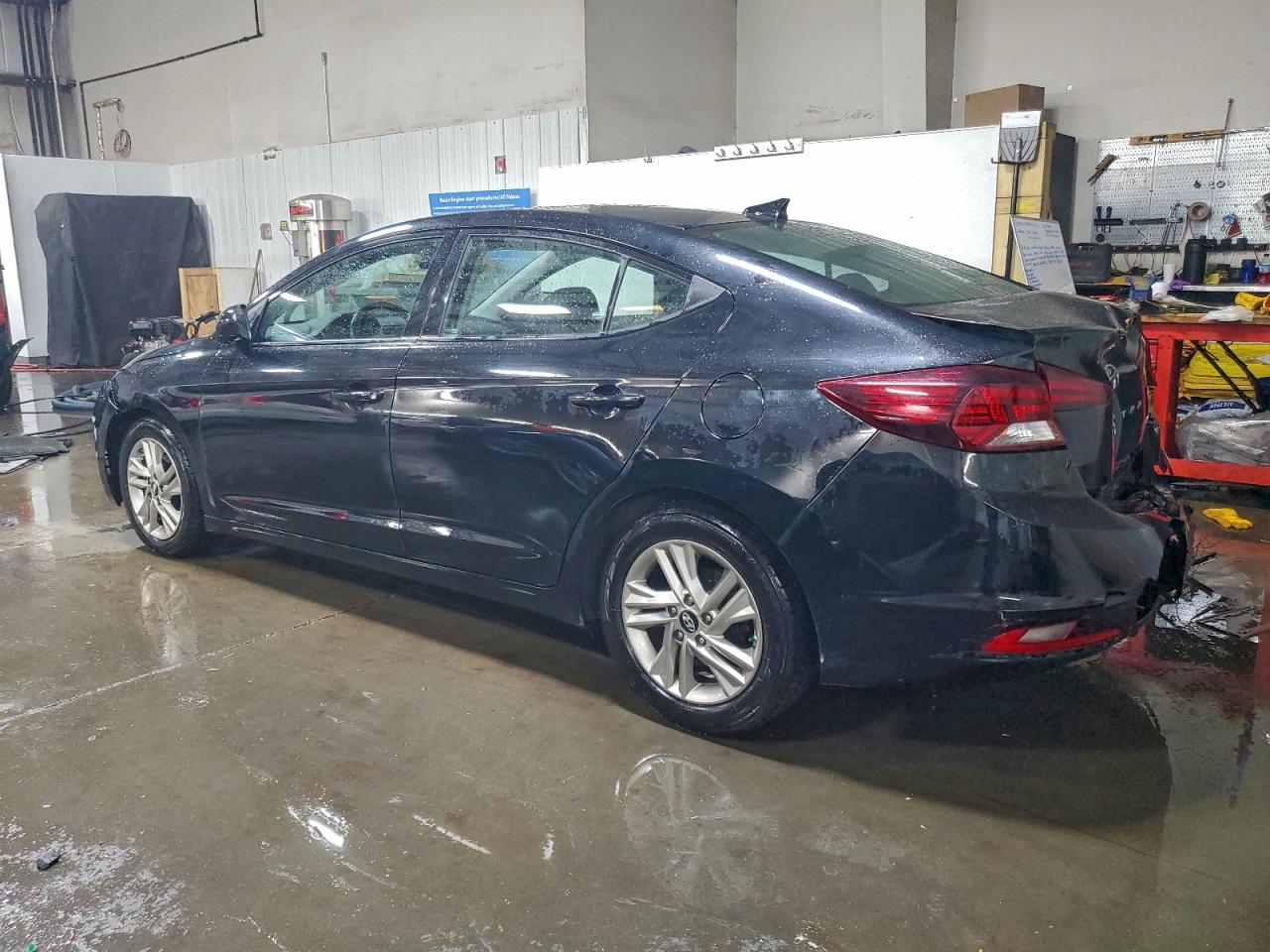 2019 HYUNDAI ELANTRA SEL photo 2