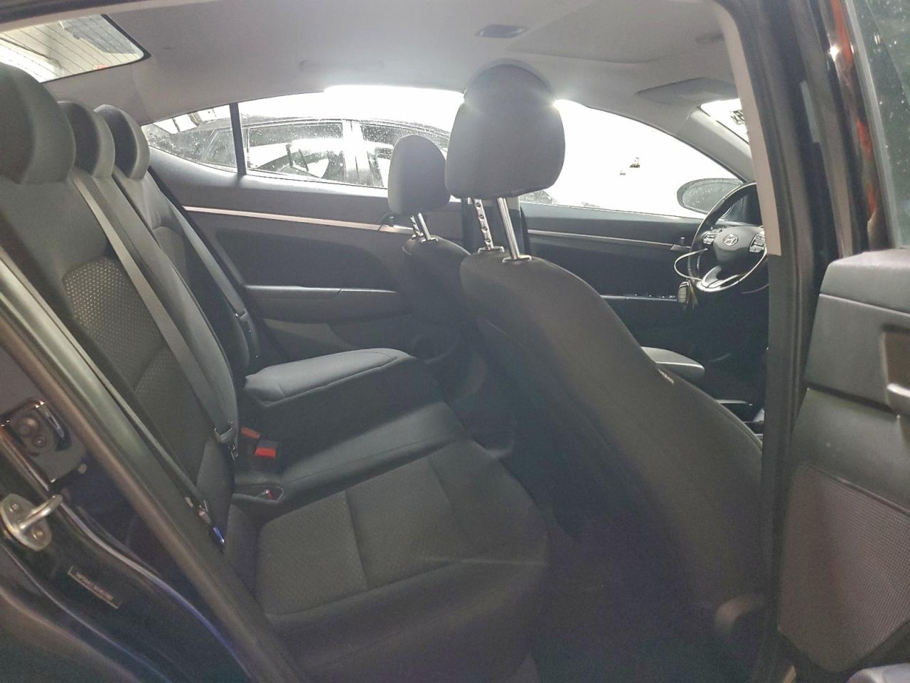 2019 HYUNDAI ELANTRA SEL photo 10