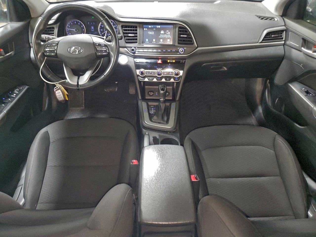 2019 HYUNDAI ELANTRA SEL photo 8
