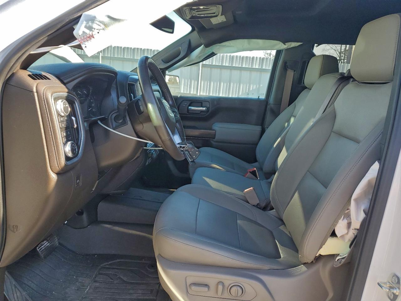 2021 GMC SIERRA K1500 SLT photo 7
