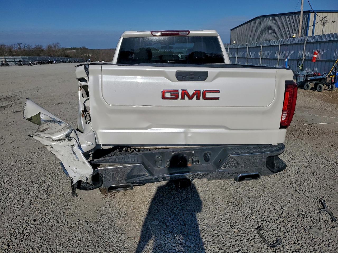 2021 GMC SIERRA K1500 SLT photo 6