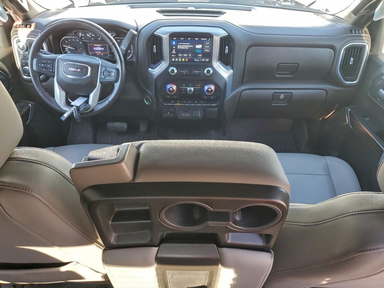 2021 GMC SIERRA K1500 SLT photo 8