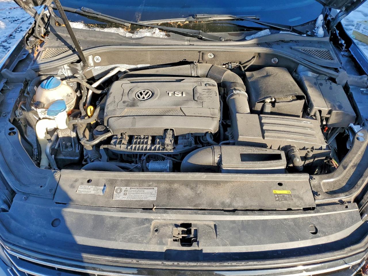 2017 VOLKSWAGEN PASSAT S photo 11