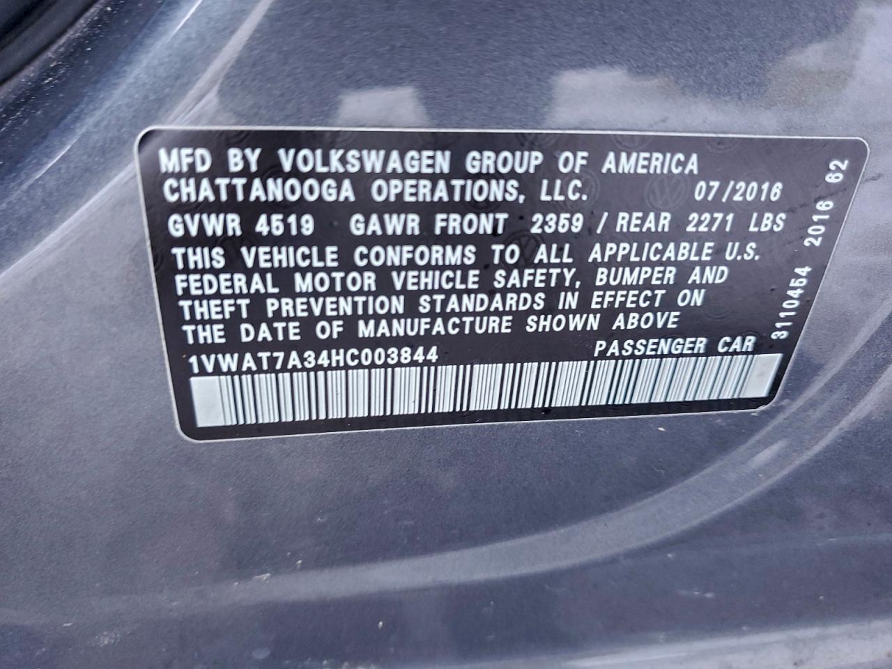 2017 VOLKSWAGEN PASSAT S photo 12
