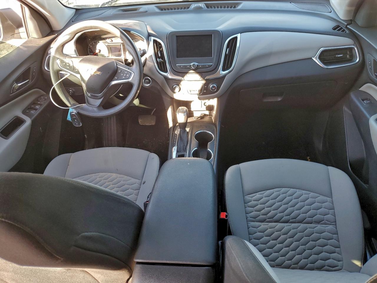 2020 CHEVROLET EQUINOX LS photo 8