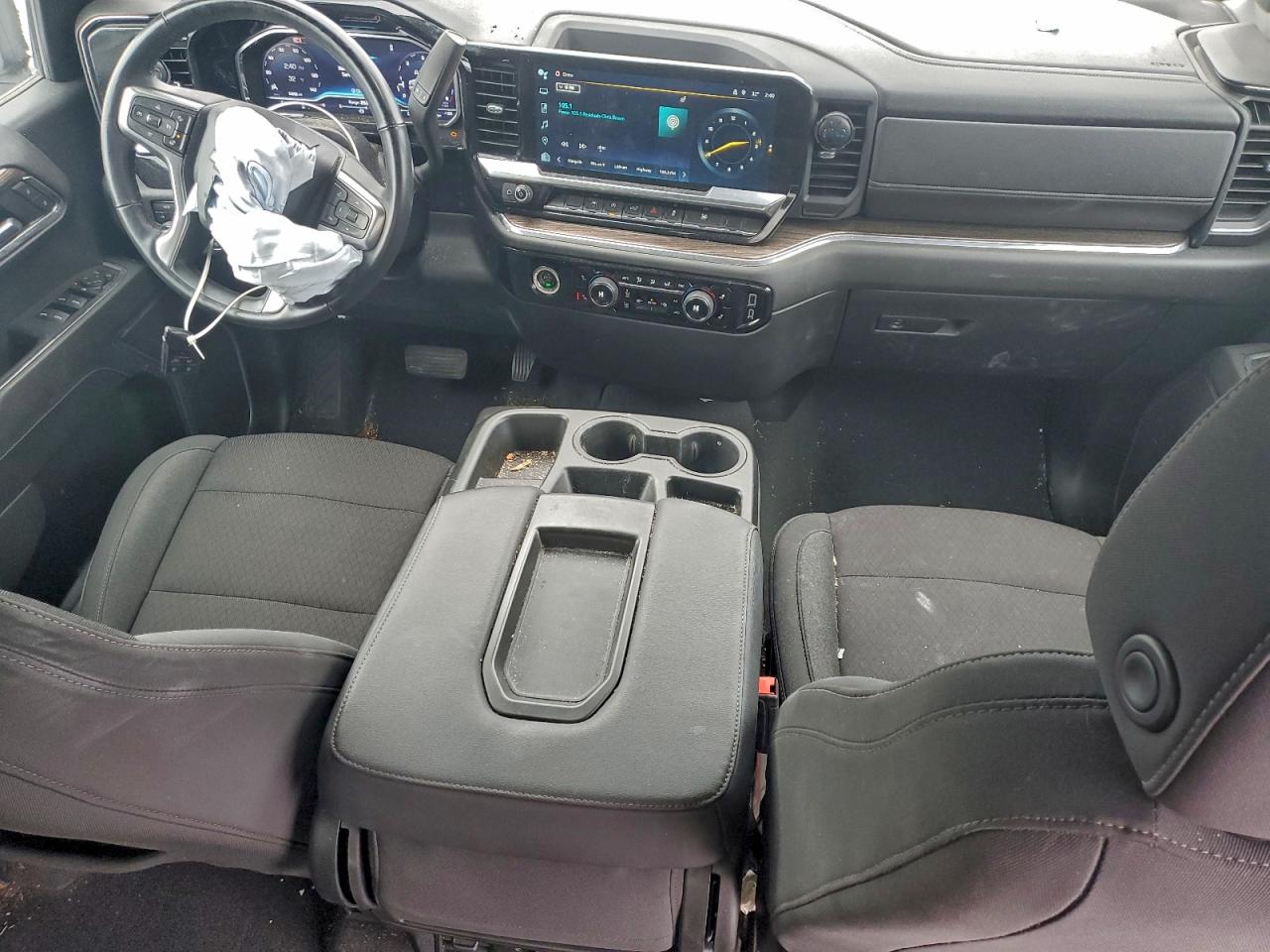 2024 CHEVROLET SILVERADO K1500 LT-L photo 8