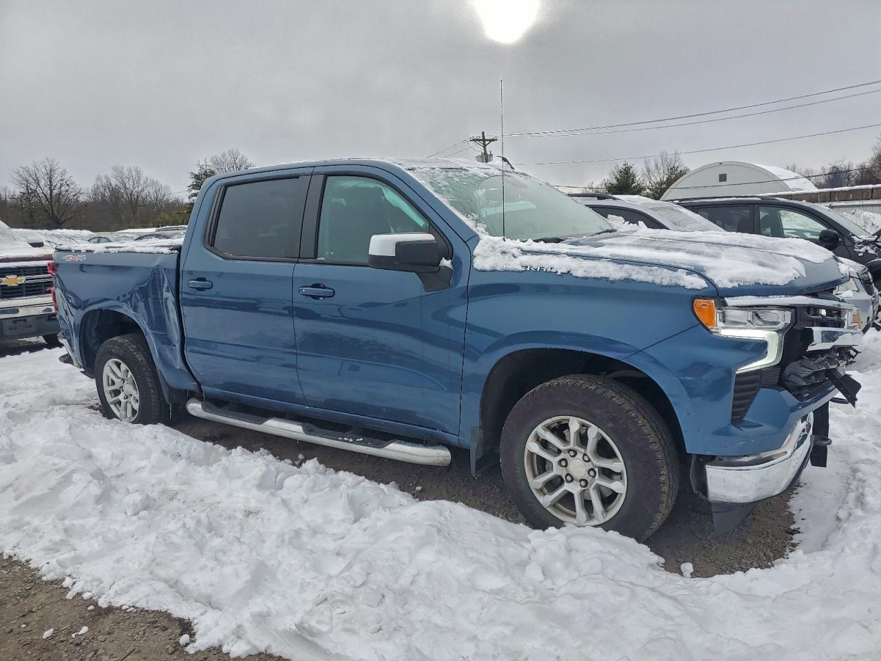 2024 CHEVROLET SILVERADO K1500 LT-L photo 4