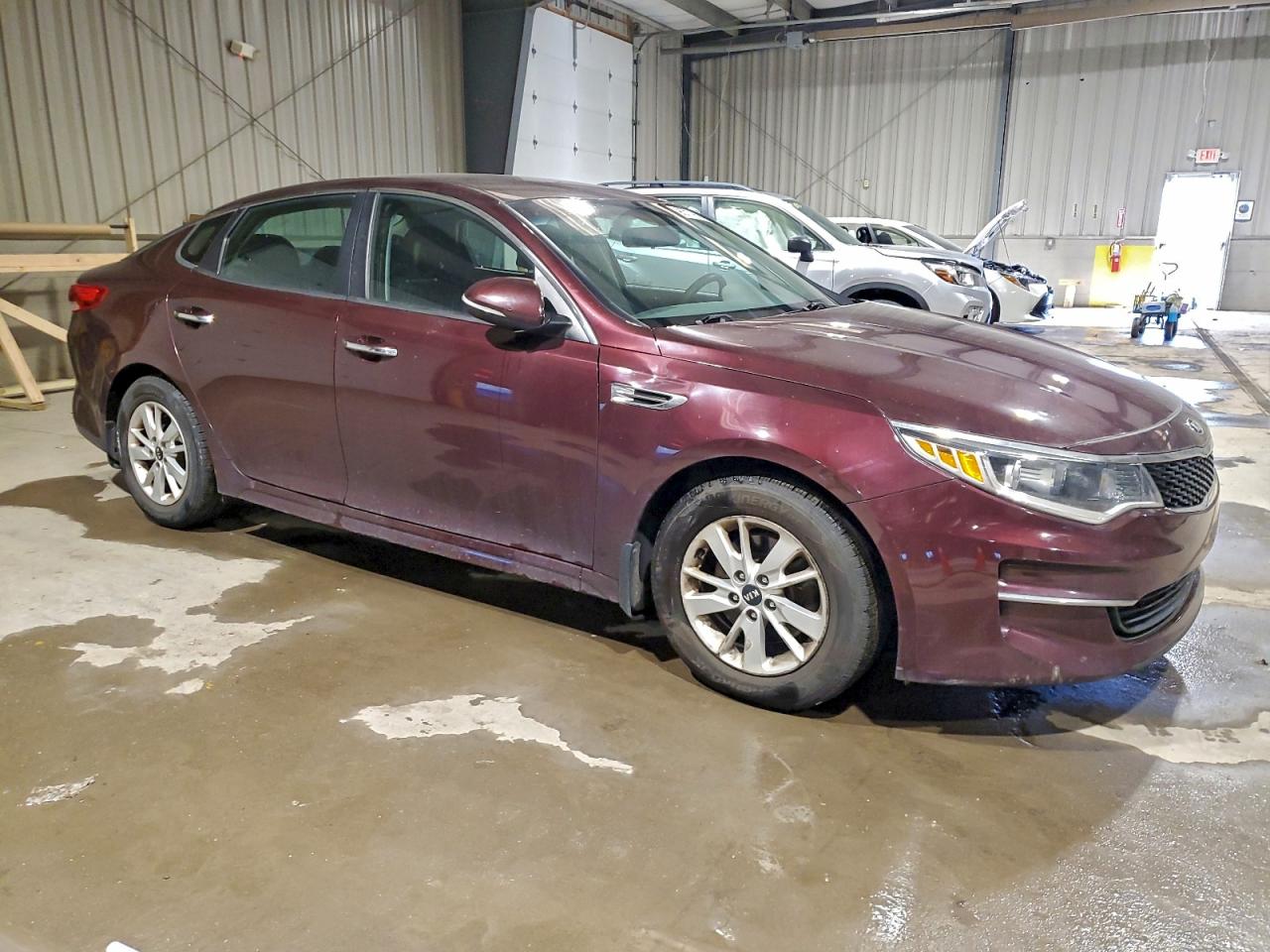2016 KIA OPTIMA LX photo 4