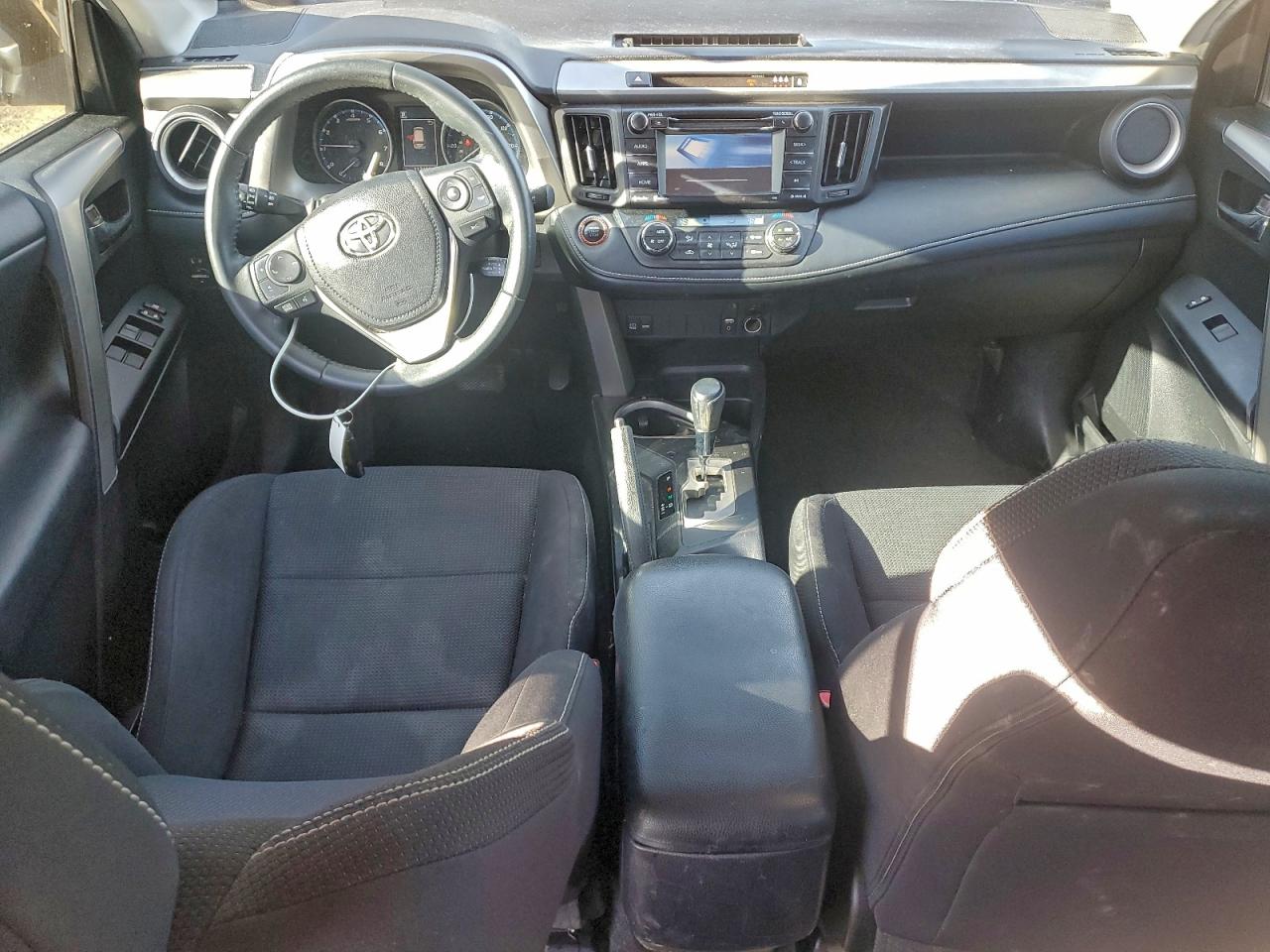 2018 TOYOTA RAV4 ADVENTURE photo 8