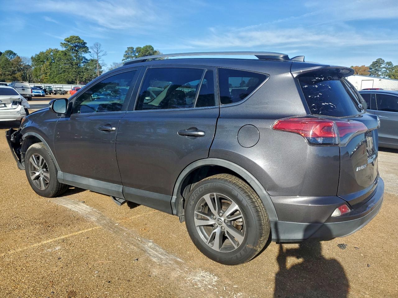 2018 TOYOTA RAV4 ADVENTURE photo 2