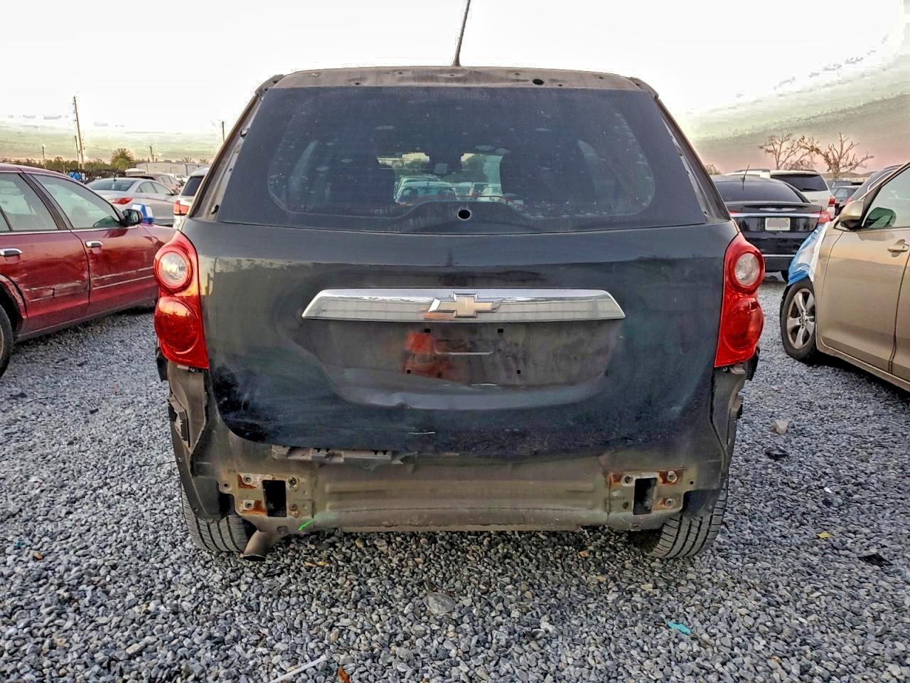 2014 CHEVROLET EQUINOX LS photo 6