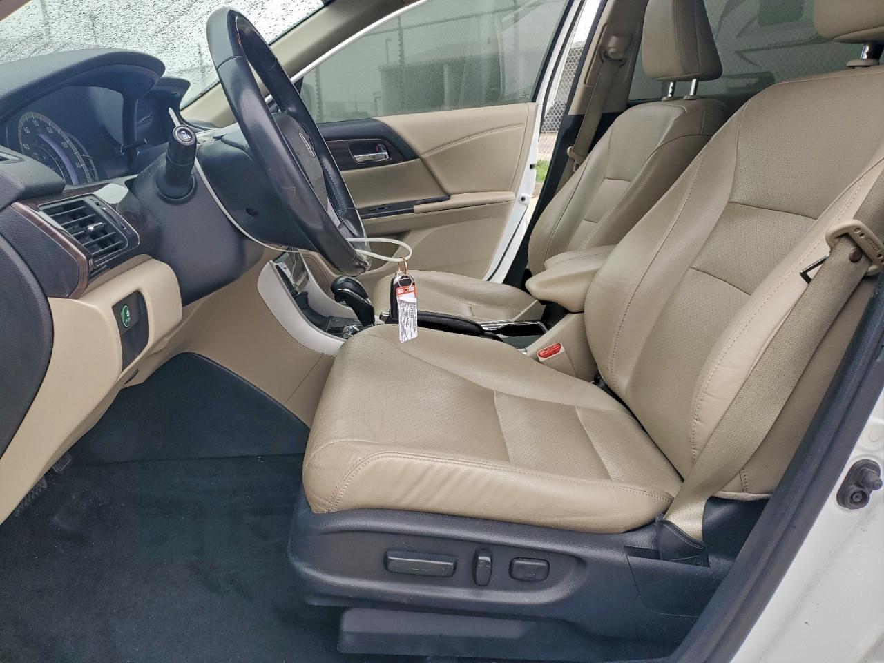 2017 HONDA ACCORD EXL photo 7