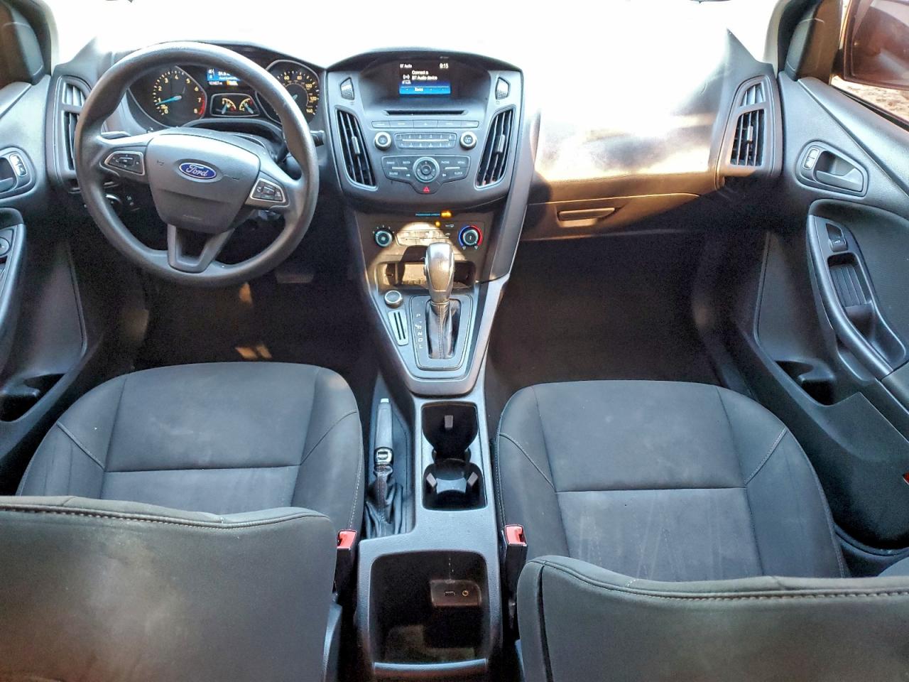 2017 FORD FOCUS S photo 8