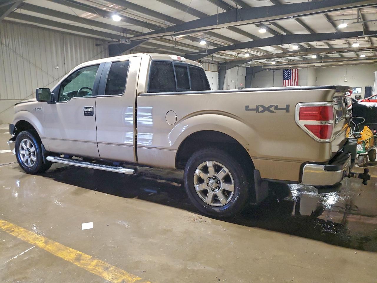 2013 FORD F150 SUPER CAB photo 2