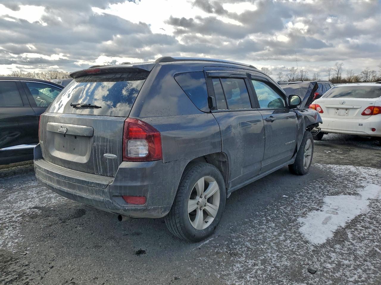 2014 JEEP COMPASS LATITUDE photo 3