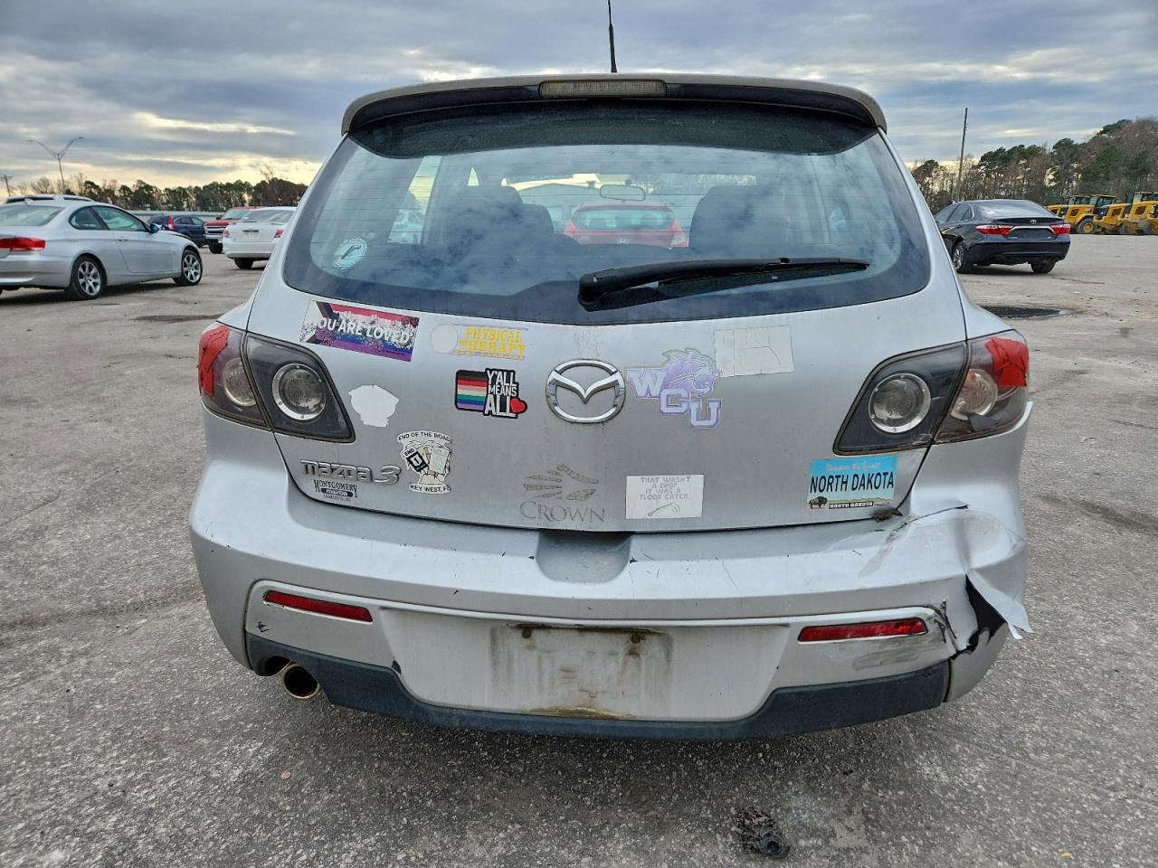 2008 MAZDA 3 HATCHBACK photo 6
