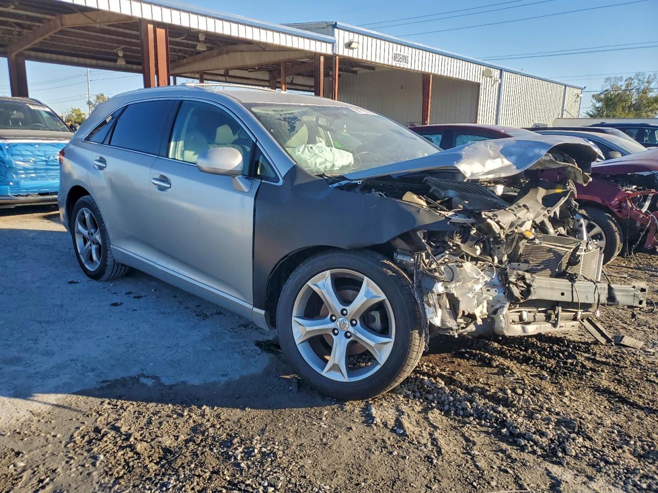 2009 TOYOTA VENZA photo 4