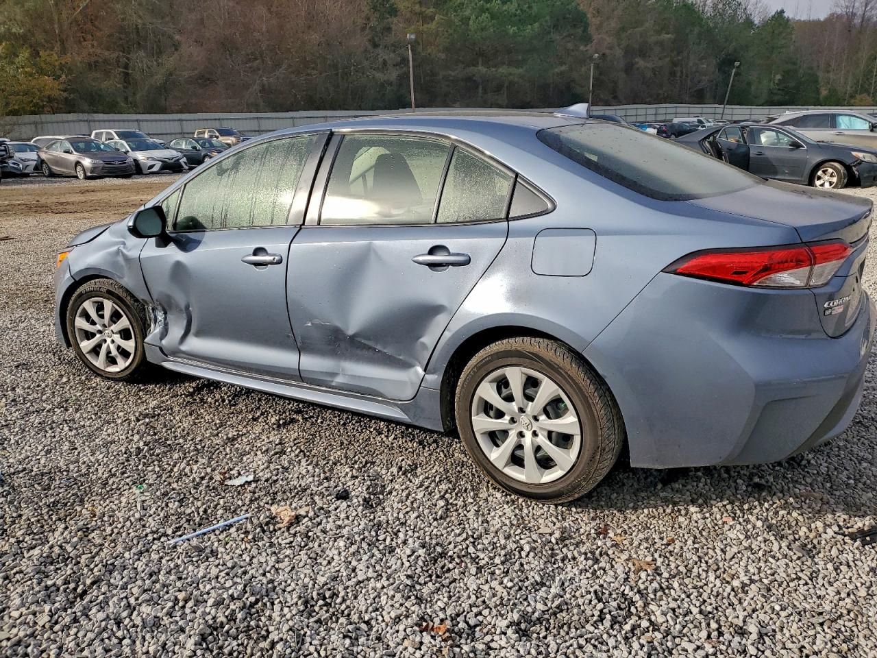 2022 TOYOTA COROLLA LE photo 2