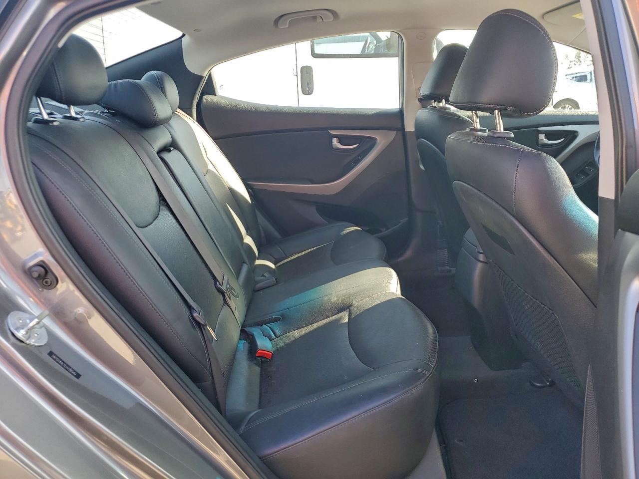 2014 HYUNDAI ELANTRA SE photo 10