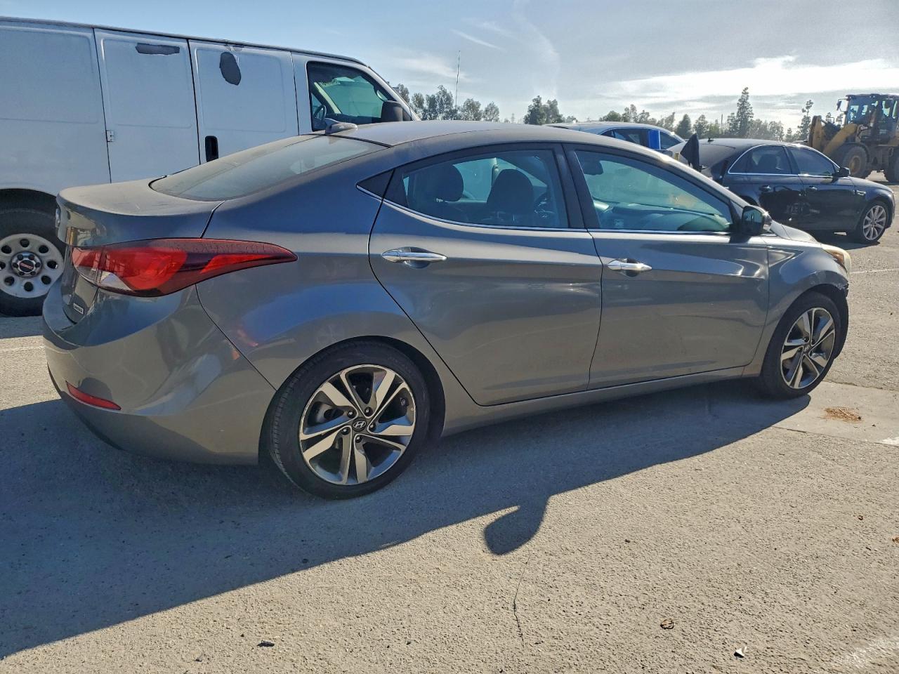 2014 HYUNDAI ELANTRA SE photo 3