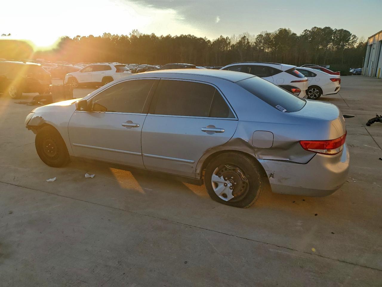 2004 HONDA ACCORD LX photo 2