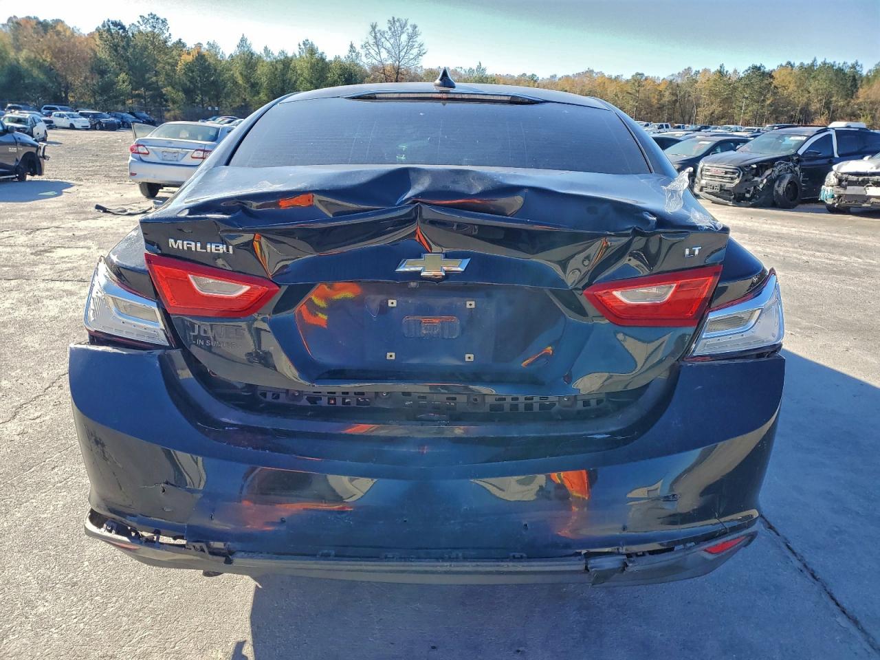 2018 CHEVROLET MALIBU LT photo 11