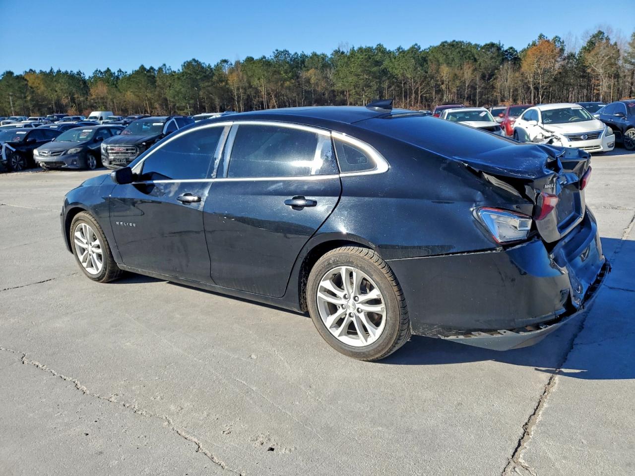 2018 CHEVROLET MALIBU LT photo 3