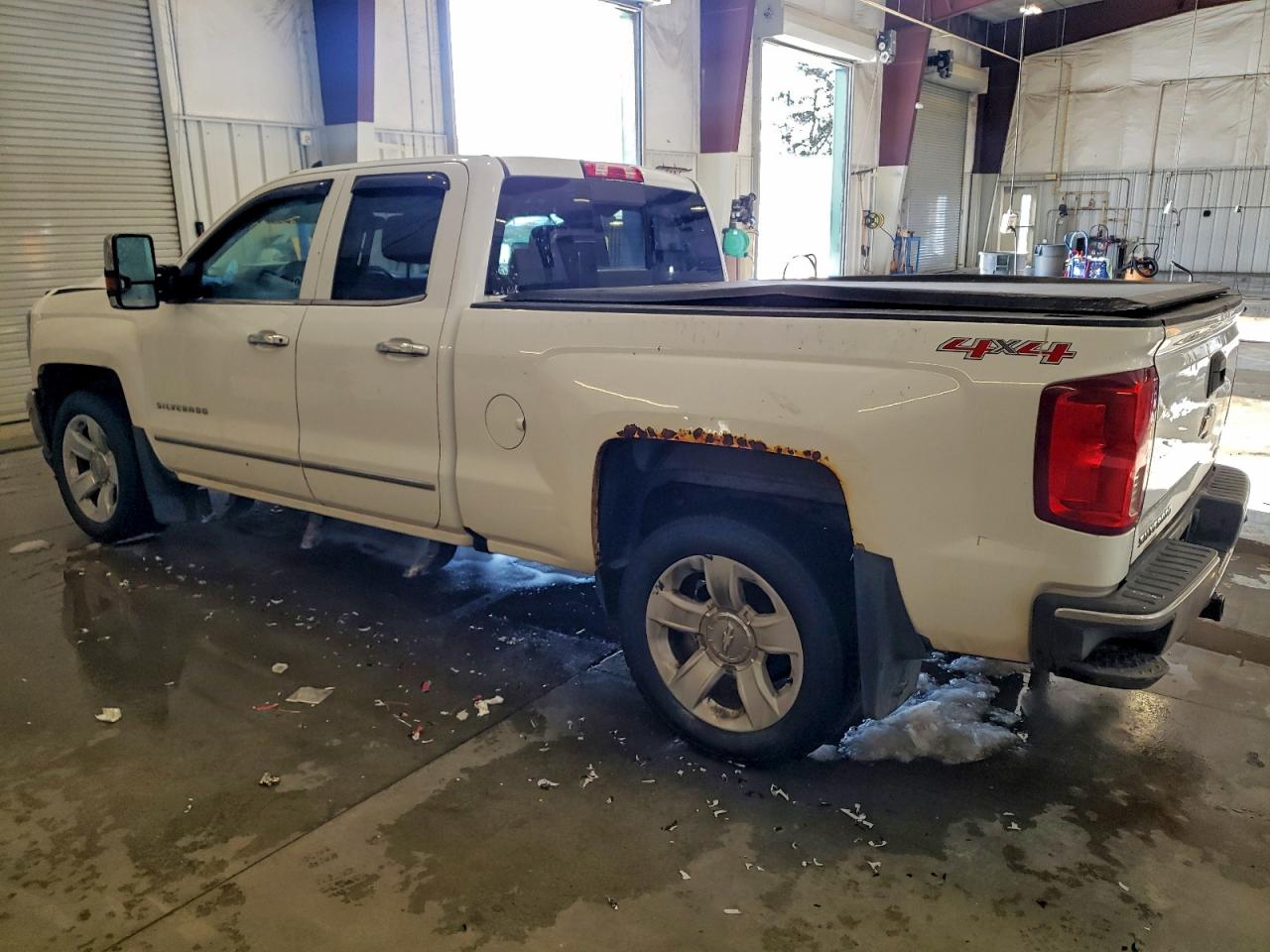 2016 CHEVROLET SILVERADO K1500 LTZ photo 2