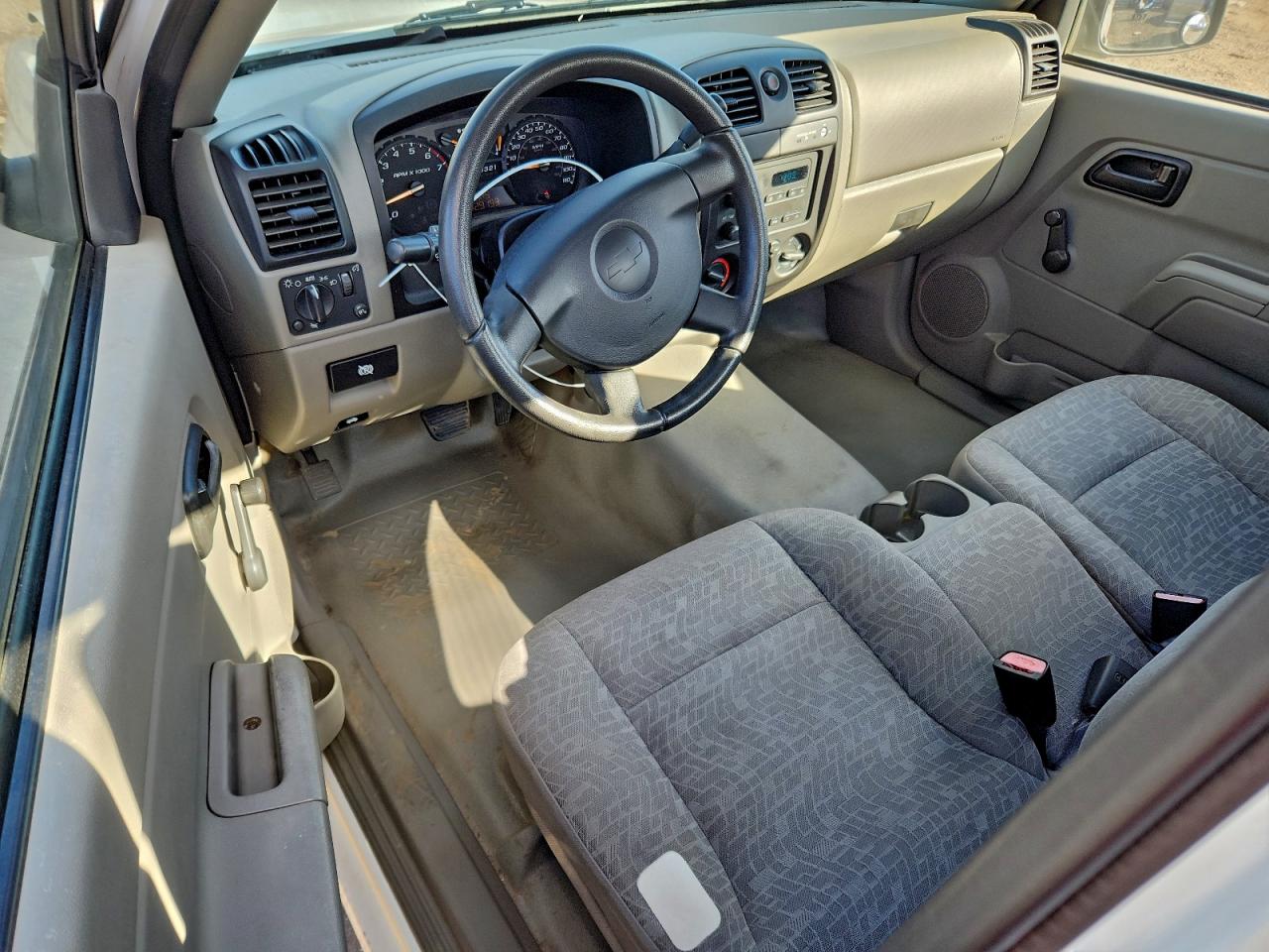 2005 CHEVROLET COLORADO photo 8