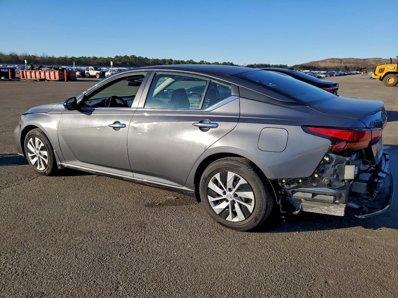 2024 NISSAN ALTIMA S photo 2