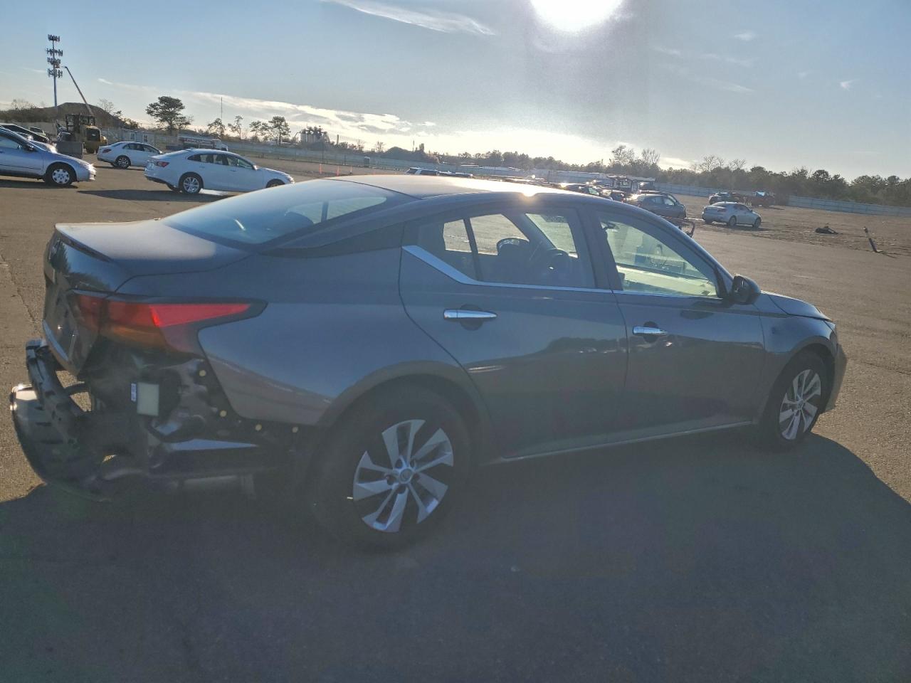 2024 NISSAN ALTIMA S photo 3