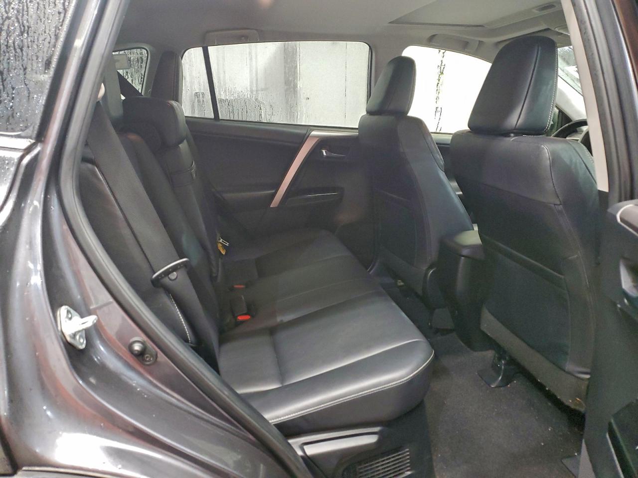 2018 TOYOTA RAV4 HV LIMITED photo 11