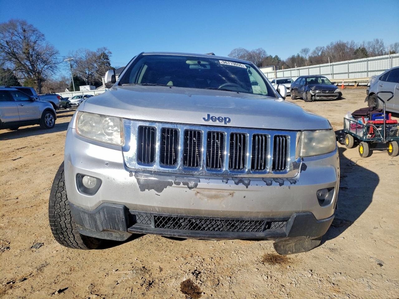 2011 JEEP GRAND CHEROKEE LAREDO photo 5