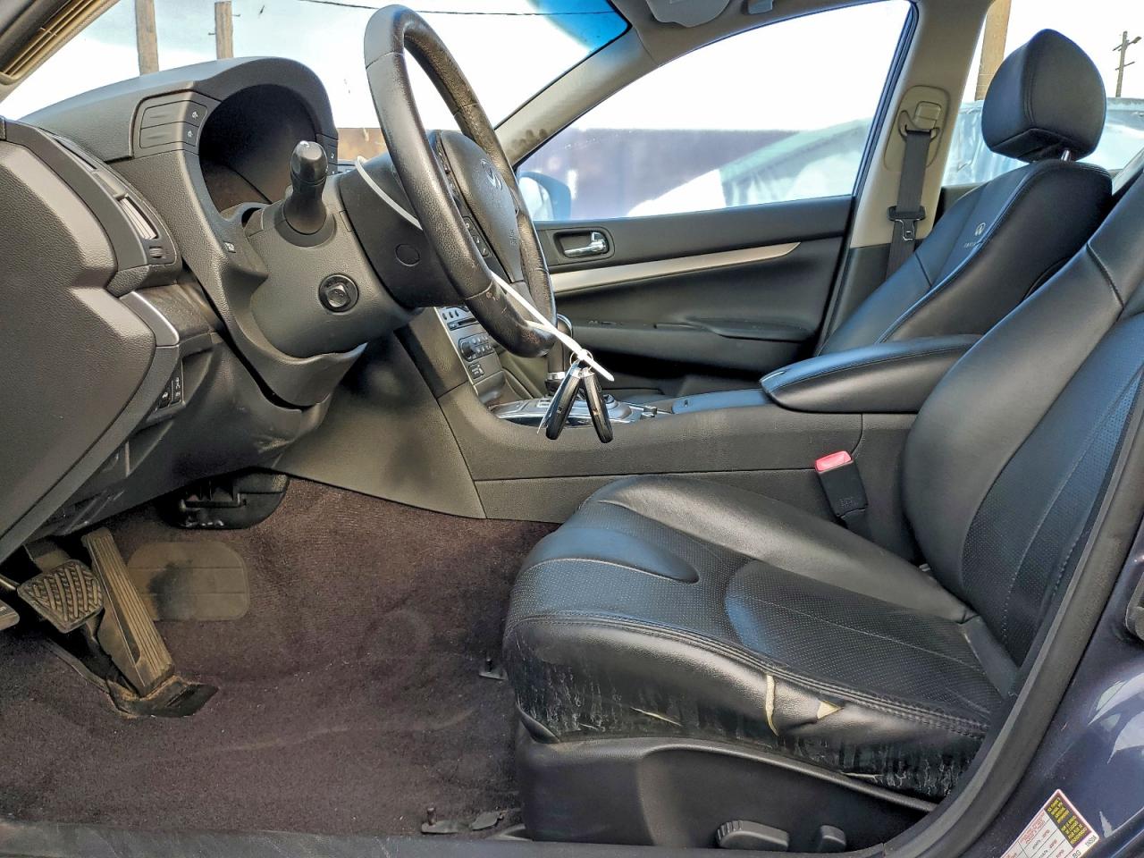 2012 INFINITI G37 BASE photo 7