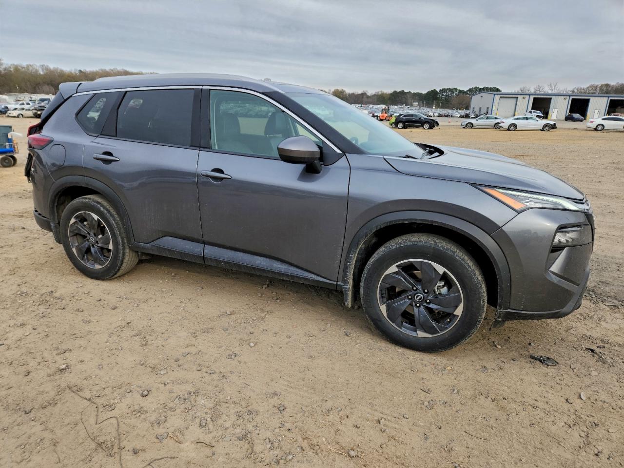 2025 NISSAN ROGUE SV photo 4