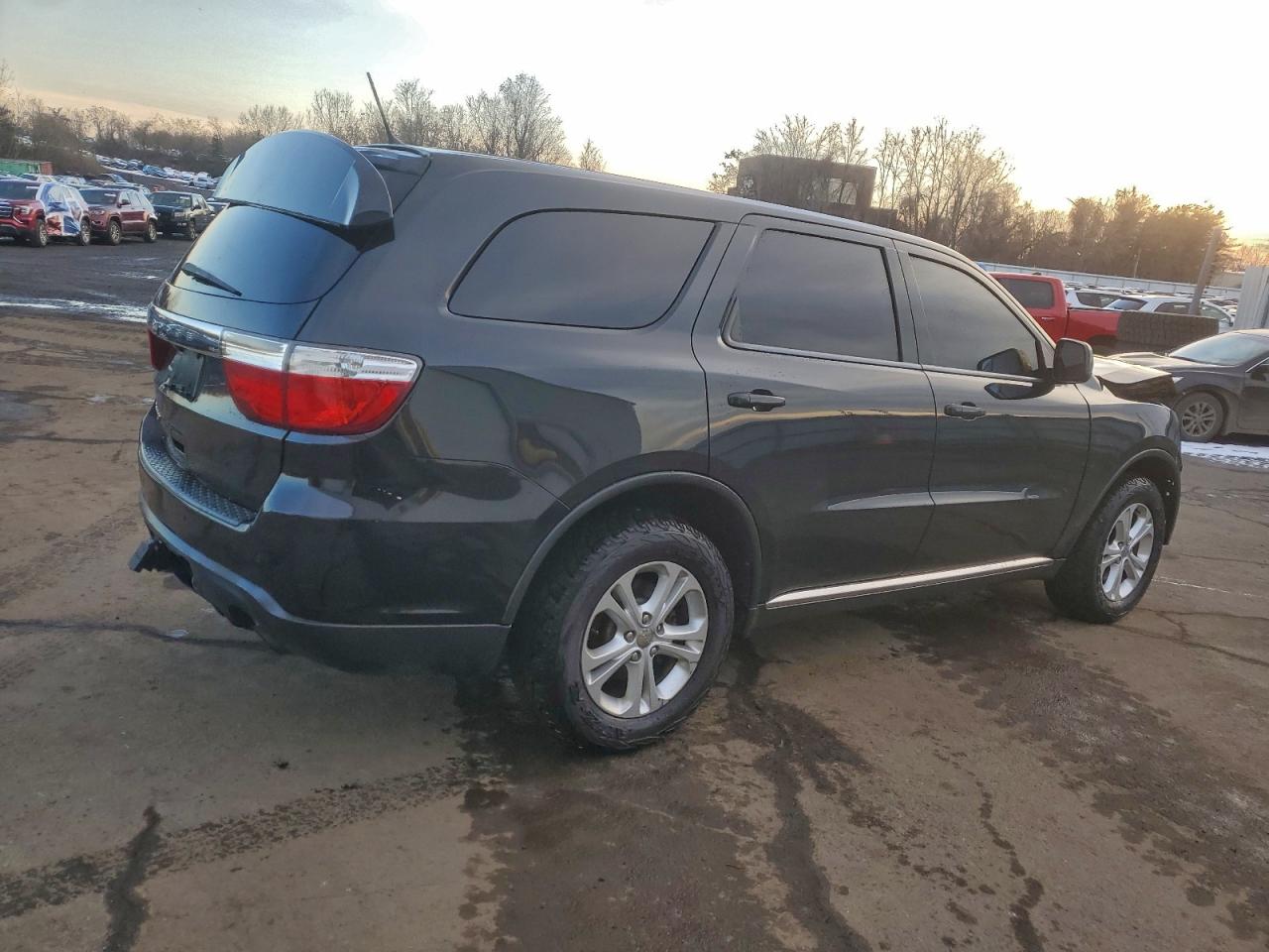 2013 DODGE DURANGO SXT photo 3