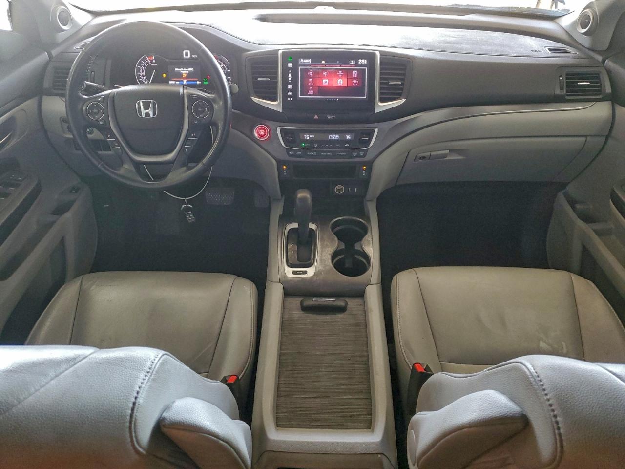 2016 HONDA PILOT EXL photo 8