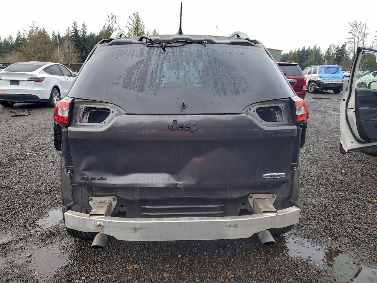 2014 JEEP CHEROKEE LATITUDE photo 6
